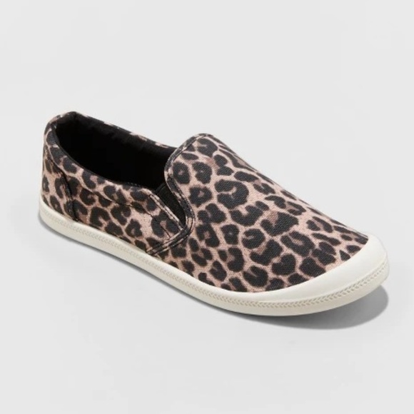 womens leopard print slip on shoes